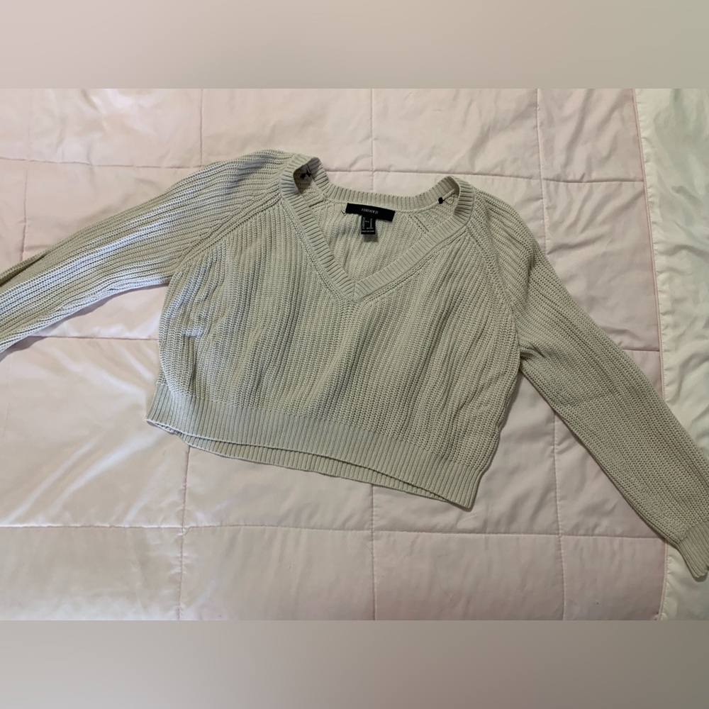 Forever 21 cream color crop top knit sweater